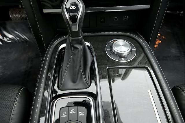 2024 INFINITI QX80 LUXE AWD
