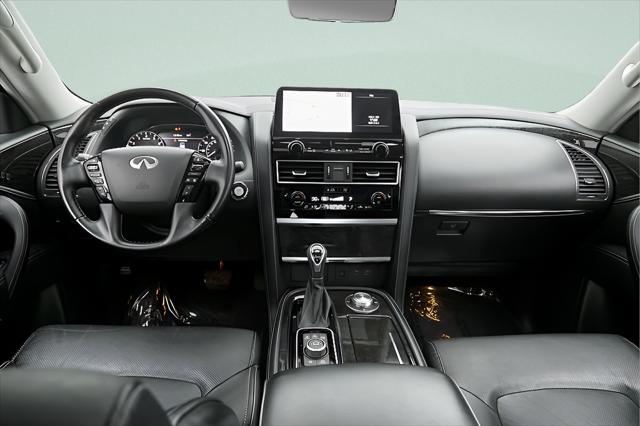 2024 INFINITI QX80 LUXE AWD