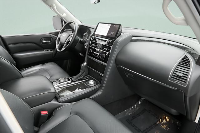 2024 INFINITI QX80 LUXE AWD
