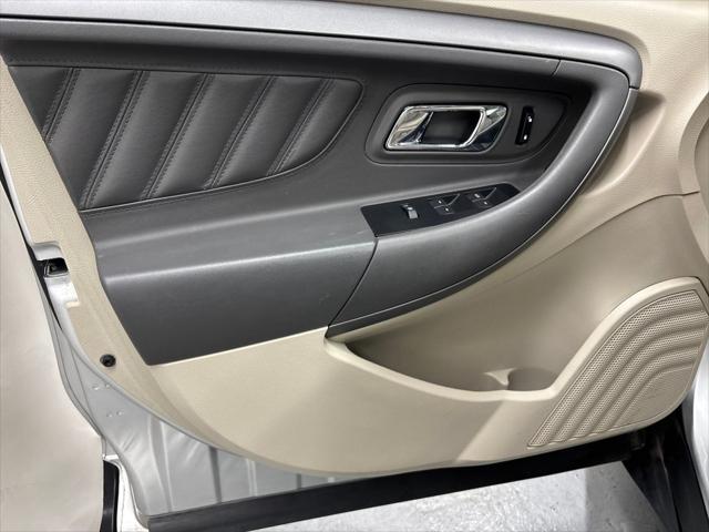 2011 Ford Taurus SEL
