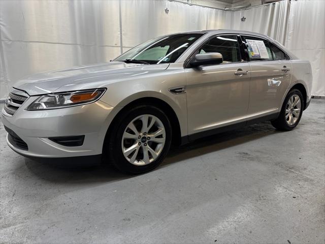 2011 Ford Taurus SEL
