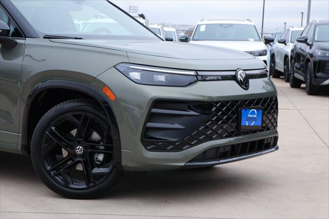 2026 Volkswagen Tiguan SE R-Line Black