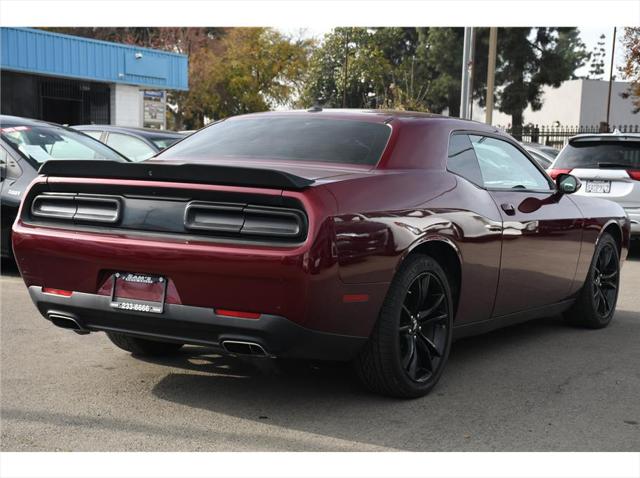 2018 Dodge Challenger SXT