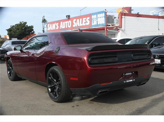 2018 Dodge Challenger SXT