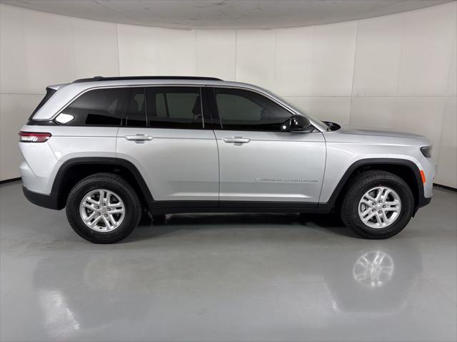 2025 Jeep Grand Cherokee Laredo 4x4