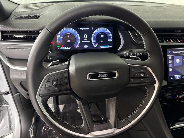 2025 Jeep Grand Cherokee Laredo 4x4