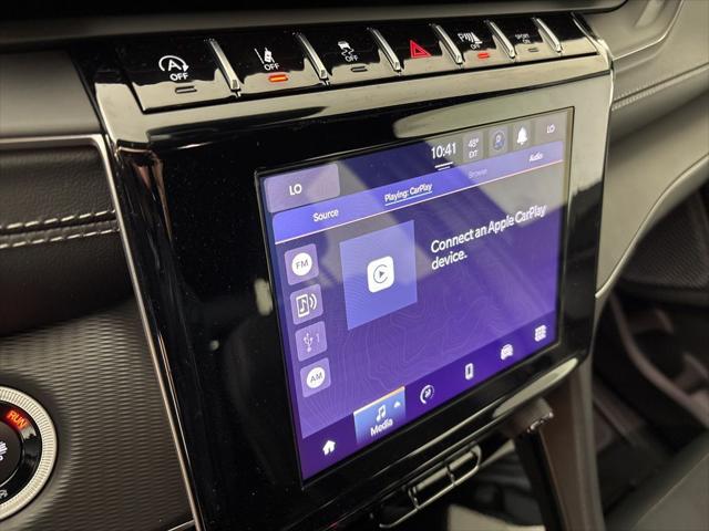 2025 Jeep Grand Cherokee Laredo 4x4