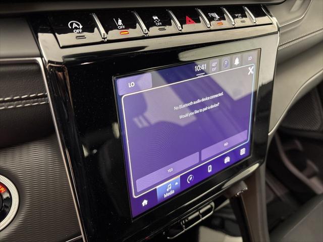 2025 Jeep Grand Cherokee Laredo 4x4