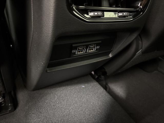 2025 Jeep Grand Cherokee Laredo 4x4