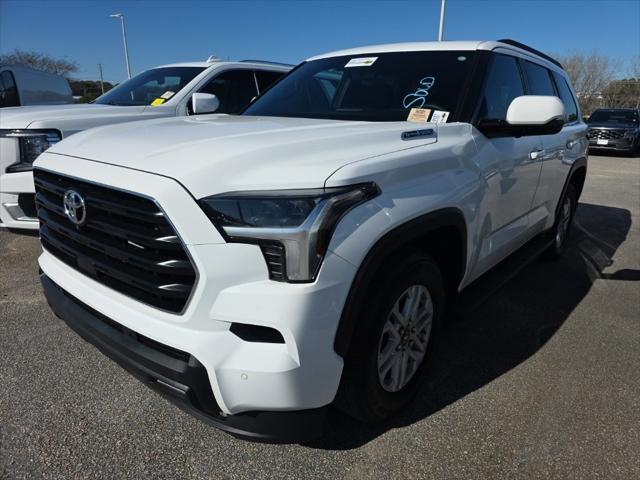2025 Toyota Sequoia SR5