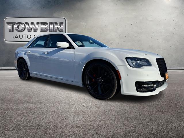 2023 Chrysler 300 300C