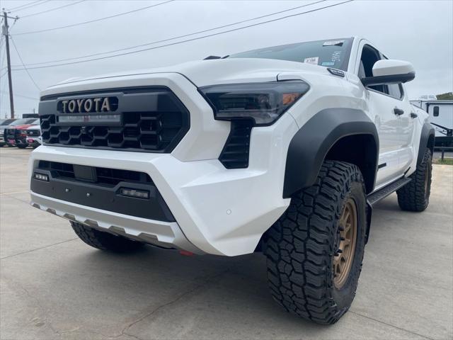 2025 Toyota Tacoma Hybrid Trailhunter