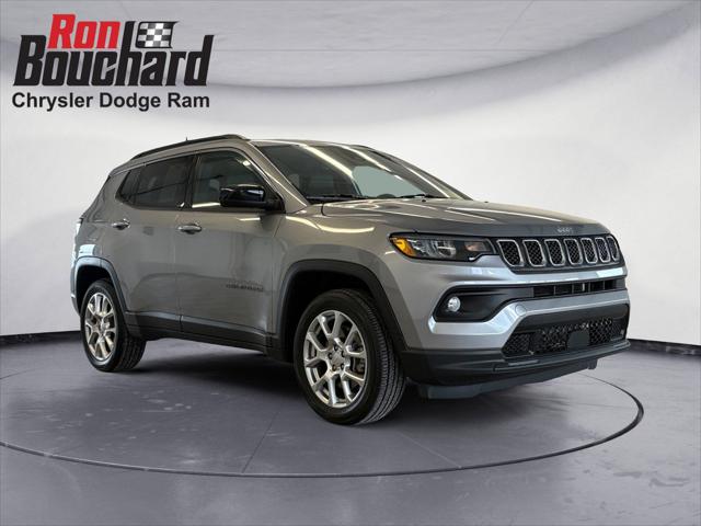 2023 Jeep Compass Latitude Lux FWD