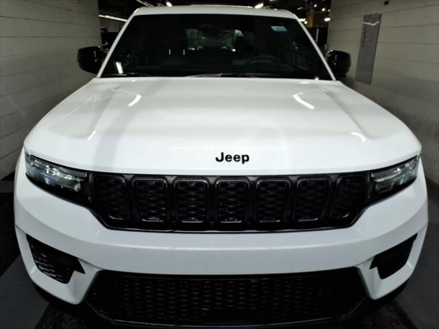 2025 Jeep Grand Cherokee Altitude X 4x4