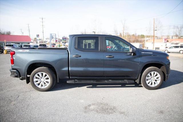 2020 Chevrolet Silverado 1500 4WD Crew Cab Short Bed Custom 2020 Chevrolet Silverado 1500 4WD Crew Cab Short Bed Custom