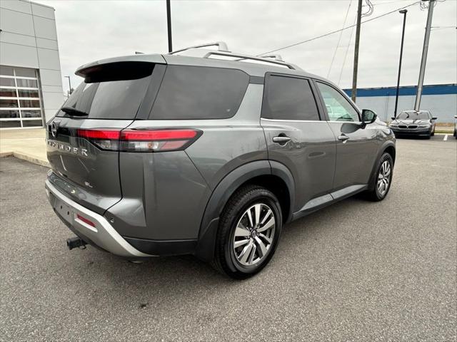 2022 Nissan Pathfinder SL 2WD