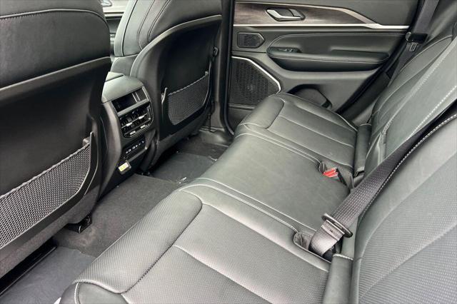 2026 Jeep Grand Cherokee Grand Cherokee Limited Reserve 4x4