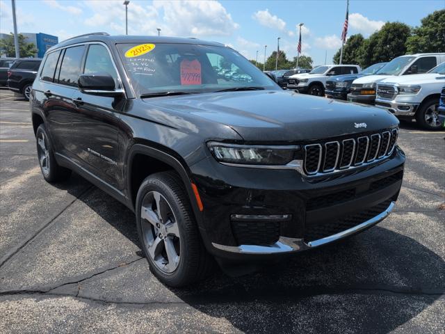 2025 Jeep Grand Cherokee L Limited 4x4 for sale in Slinger, WI