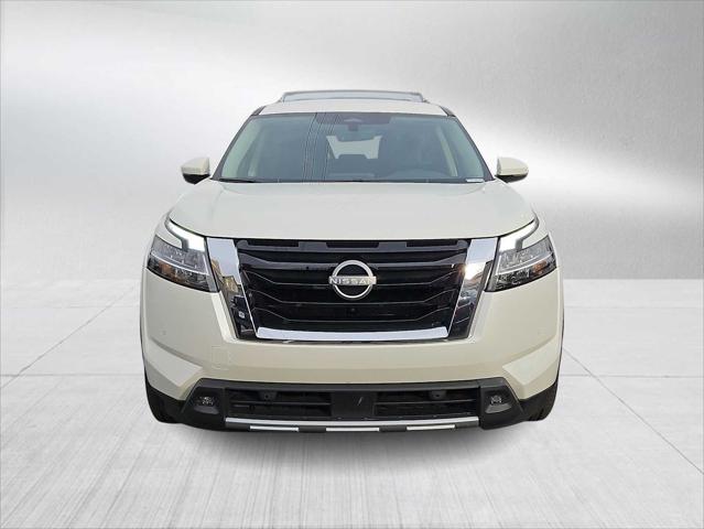 2024 Nissan Pathfinder SL 4WD