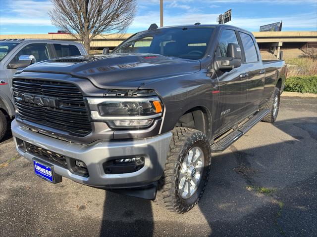 2023 RAM 3500 Laramie Crew Cab 4x4 8 Box