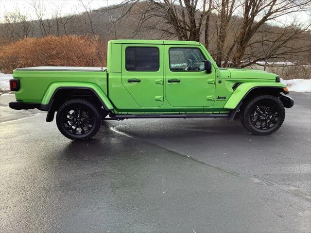 2025 Jeep Gladiator Nighthawk