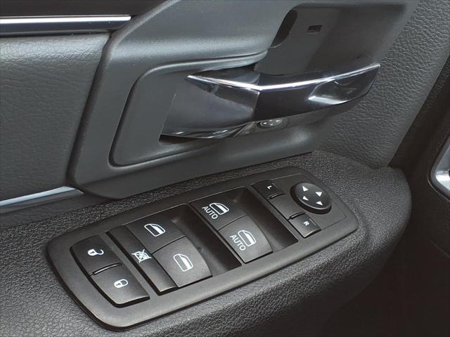 2023 Ram 1500 Classic SLT Crew Cab 4x4 5'7" Box