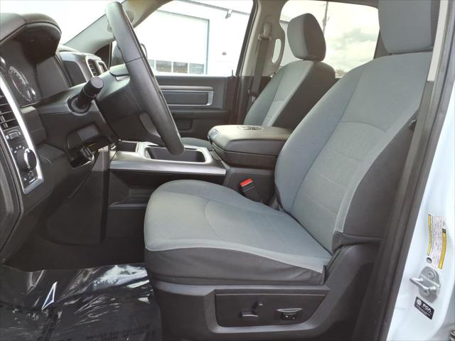 2023 Ram 1500 Classic SLT Crew Cab 4x4 5'7" Box