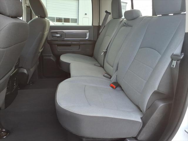 2023 Ram 1500 Classic SLT Crew Cab 4x4 5'7" Box