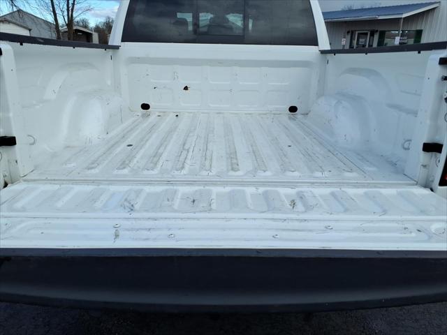 2023 Ram 1500 Classic SLT Crew Cab 4x4 5'7" Box