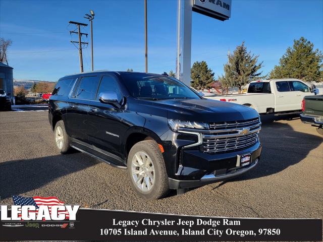 2023 Chevrolet Suburban 4WD Premier