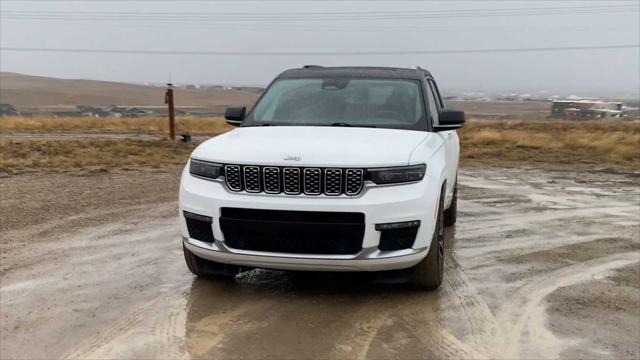 2022 Jeep Grand Cherokee L Summit Reserve 4x4 2022 Jeep Grand Cherokee L Summit Reserve 4x4