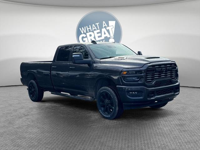 2026 RAM Ram 2500 RAM 2500 BLACK EXPRESS CREW CAB 4X4 8 BOX 2026 RAM Ram 2500 RAM 2500 BLACK EXPRESS CREW CAB 4X4 8 BOX