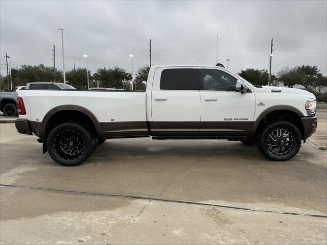 2019 RAM 3500 Longhorn Crew Cab 4x4 8 Box