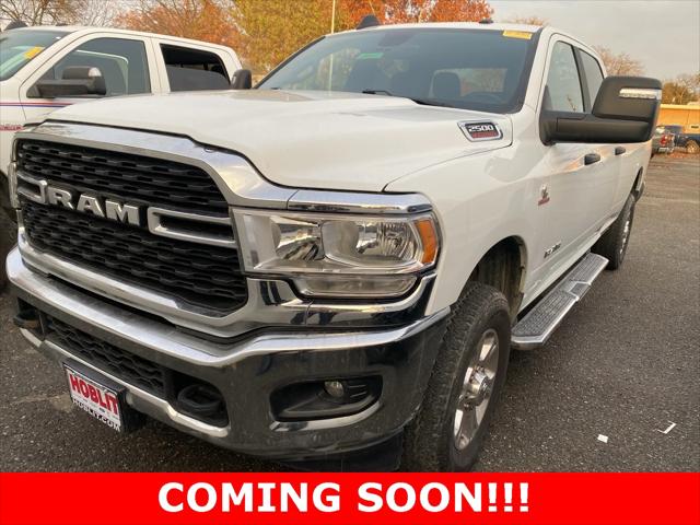 2023 RAM 2500 Big Horn Crew Cab 4x4 8 Box