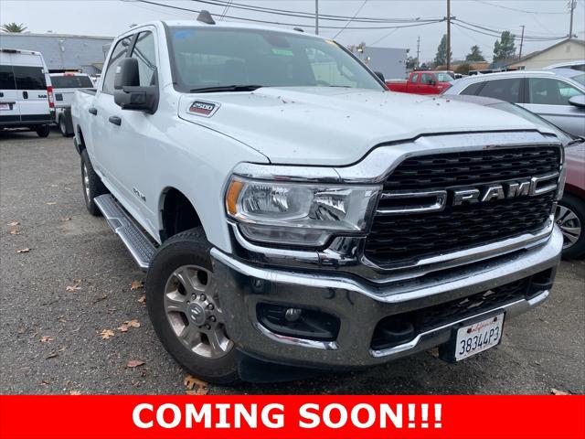 2023 RAM 2500 Big Horn Crew Cab 4x4 64 Box