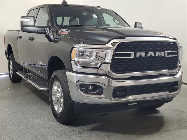 2024 RAM 2500 Big Horn Crew Cab 4x4 64 Box