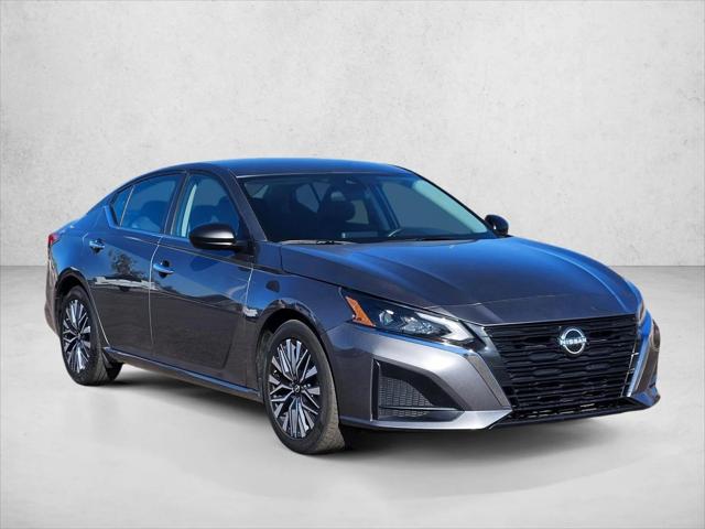 2024 Nissan Altima SV FWD