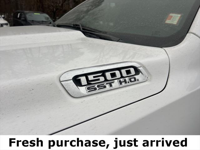 2025 RAM 1500 Limited Crew Cab 4x4 57 Box 2025 RAM 1500 Limited Crew Cab 4x4 57 Box