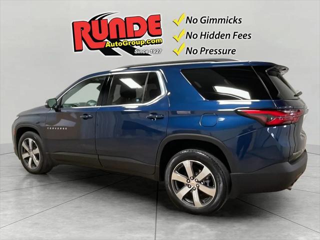 2023 Chevrolet Traverse AWD LT Leather
