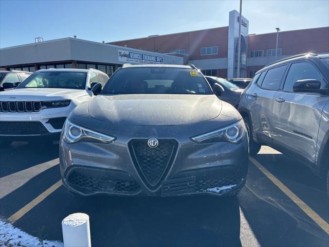 2023 Alfa Romeo Stelvio Sprint AWD