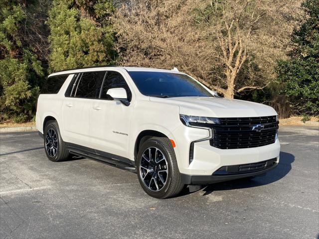 2023 Chevrolet Suburban 4WD RST