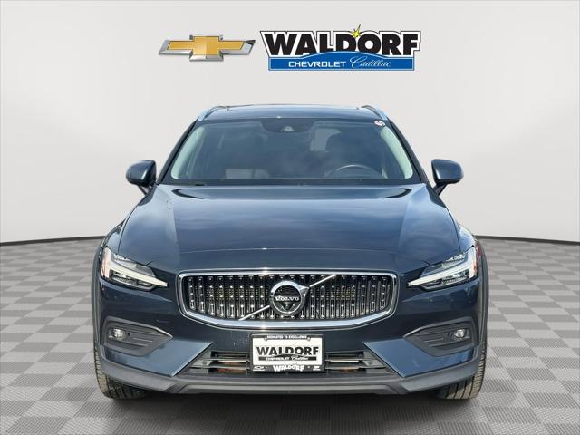 2021 Volvo V60 Cross Country T5