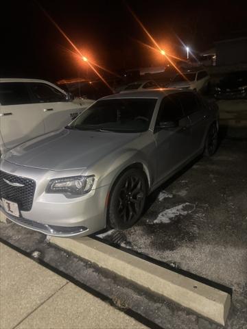 2019 Chrysler 300 Touring