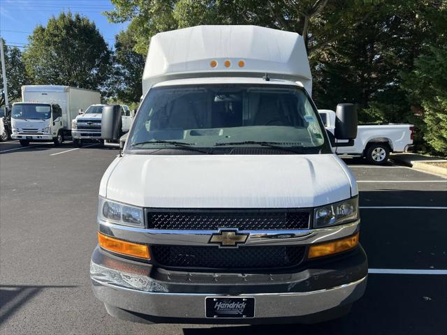 2025 Chevrolet Express Cutaway Work Van