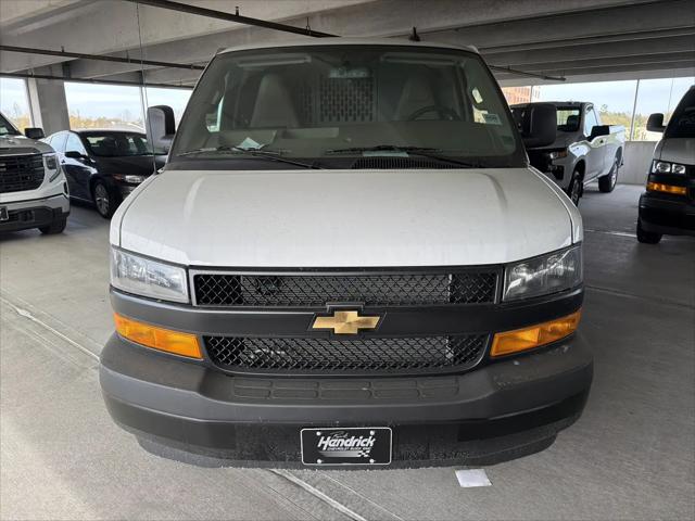 2025 Chevrolet Express Cargo Van RWD 2500 Extended Wheelbase WT
