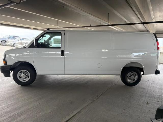 2025 Chevrolet Express Cargo Van RWD 2500 Extended Wheelbase WT
