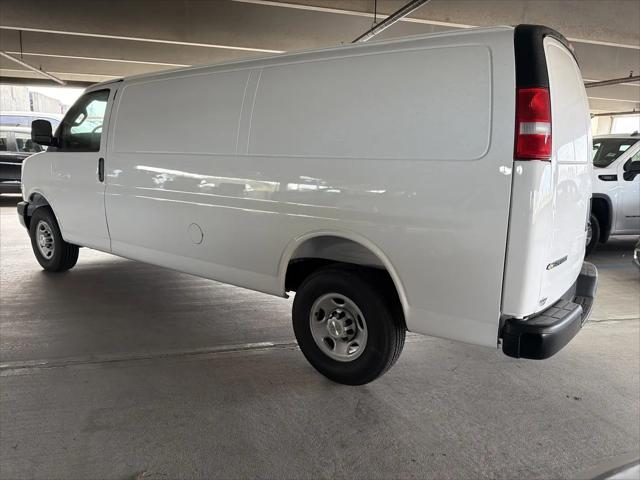 2025 Chevrolet Express Cargo Van RWD 2500 Extended Wheelbase WT
