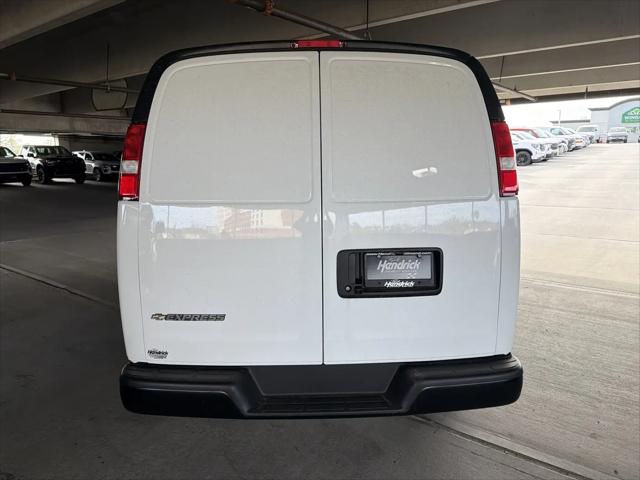 2025 Chevrolet Express Cargo Van RWD 2500 Extended Wheelbase WT