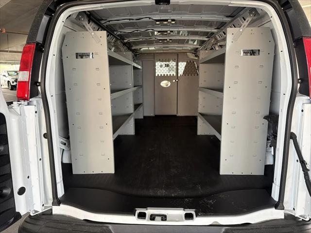 2025 Chevrolet Express Cargo Van RWD 2500 Extended Wheelbase WT