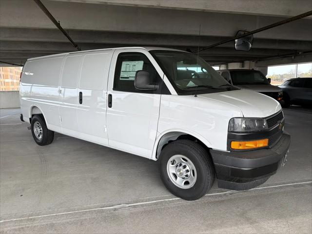 2025 Chevrolet Express Cargo Van RWD 2500 Extended Wheelbase WT